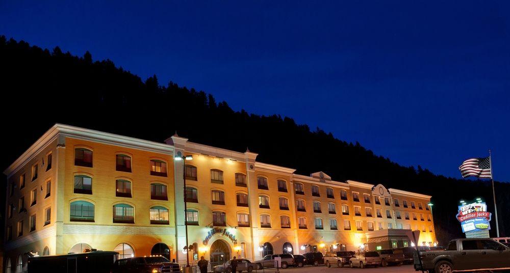 Doubletree By Hilton Deadwood At Cadillac Jack'S Buitenkant foto