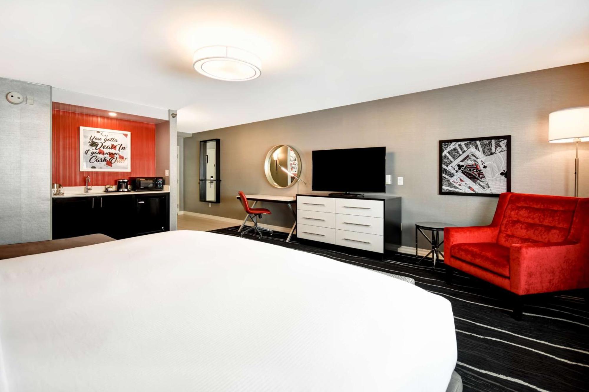 Doubletree By Hilton Deadwood At Cadillac Jack'S Buitenkant foto