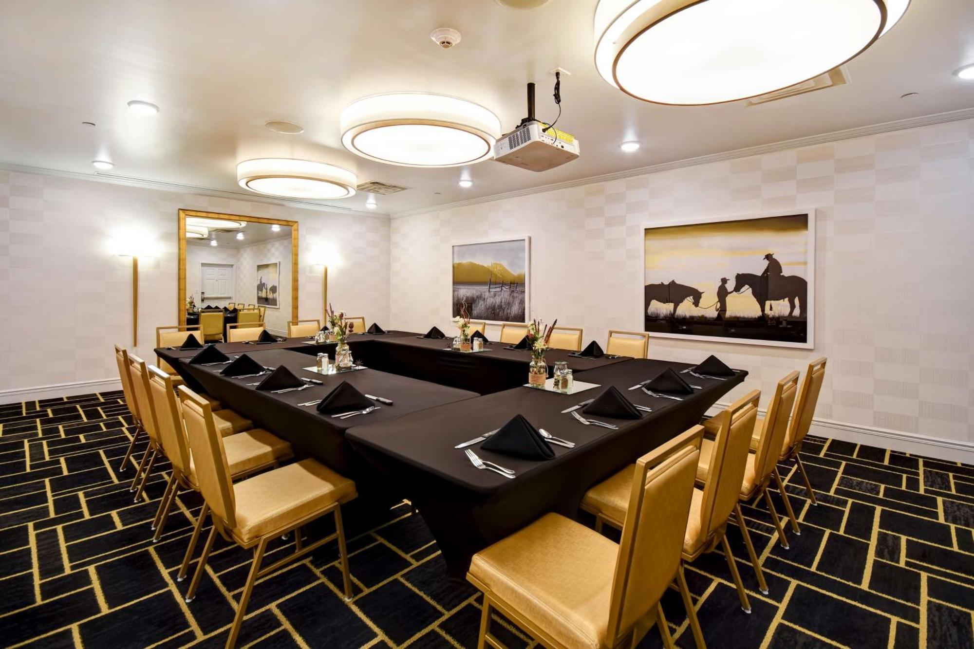 Doubletree By Hilton Deadwood At Cadillac Jack'S Buitenkant foto