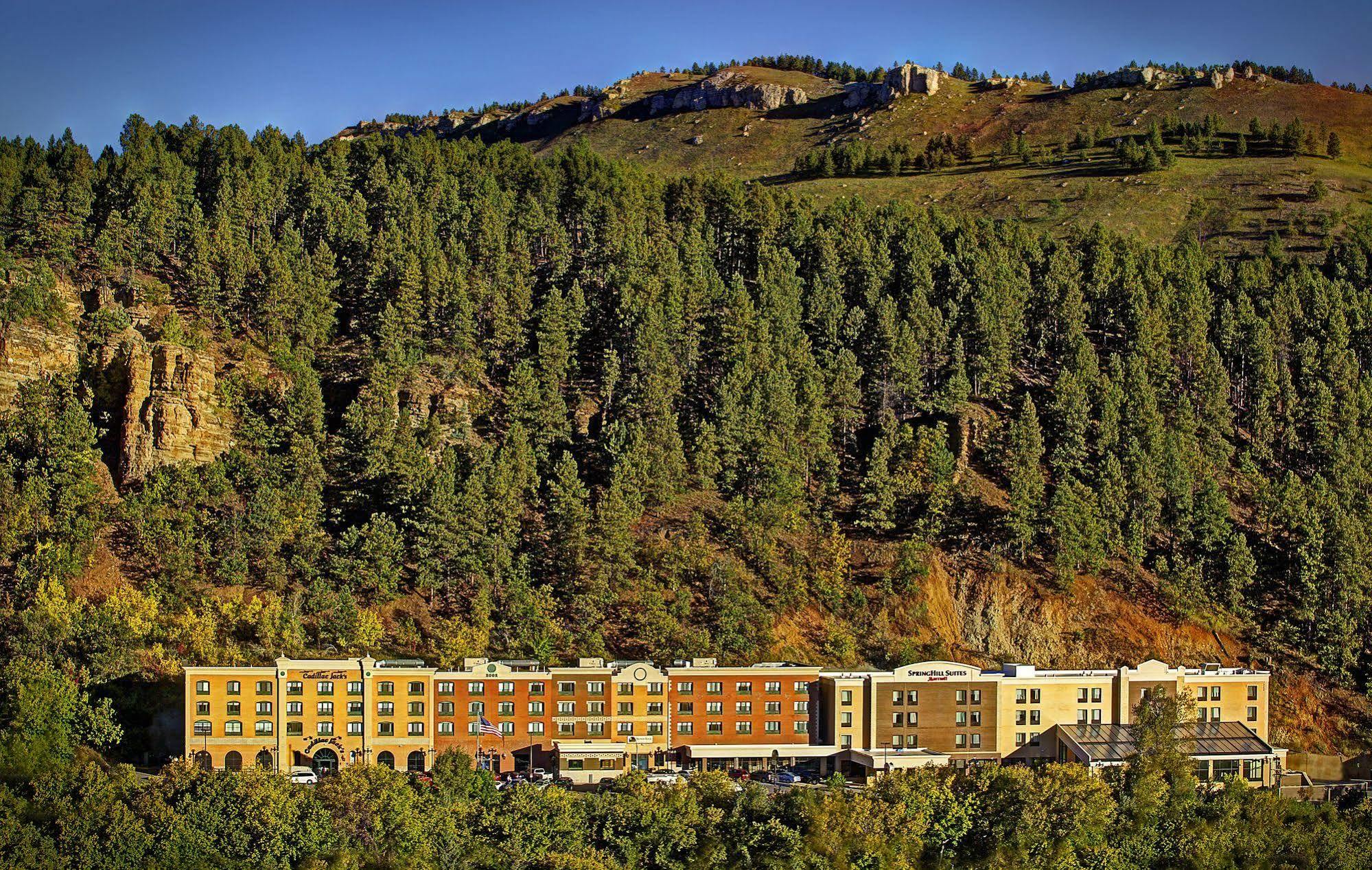 Doubletree By Hilton Deadwood At Cadillac Jack'S Buitenkant foto